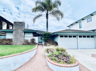 1540 Crestview Ave, Seal Beach, CA 90740