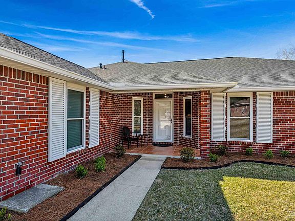 4th image of 2655 Southern Oaks Dr