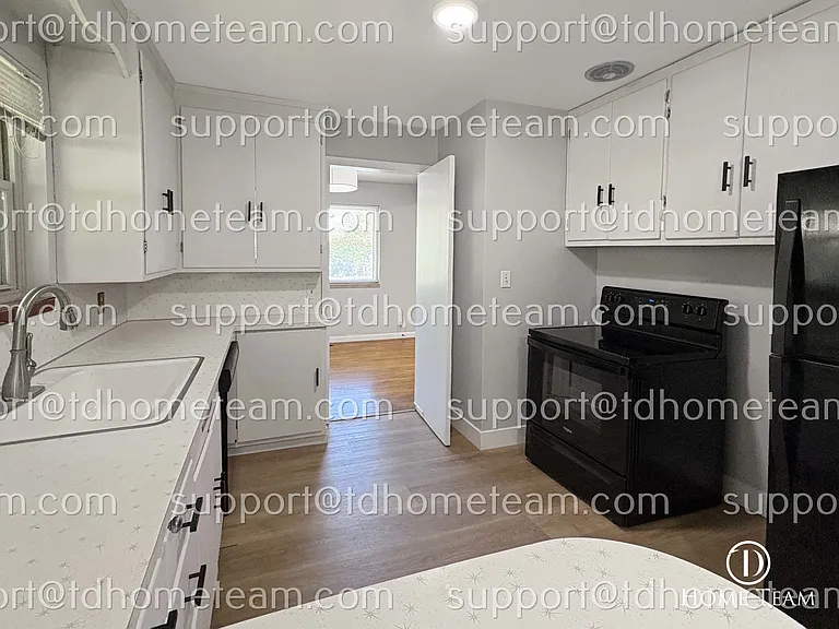 10228 4th Ave S #A — Photo 7