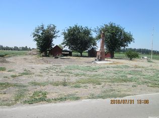 18891 Reynolds Ave, Dos Palos, CA 93620