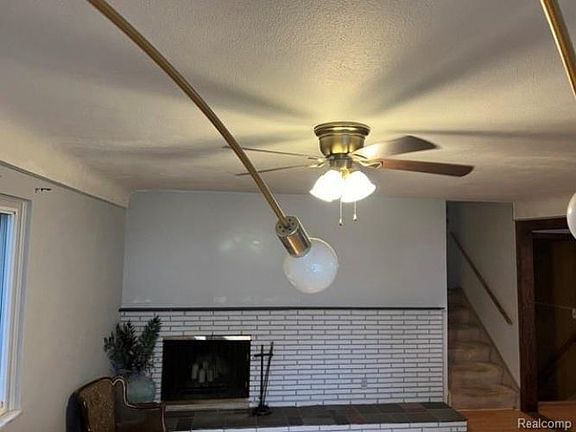 4th image of 21519 Erben St