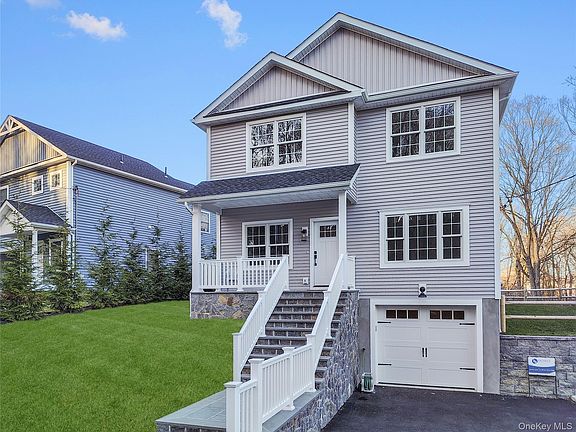 2nd image of 16 Stephens Lane