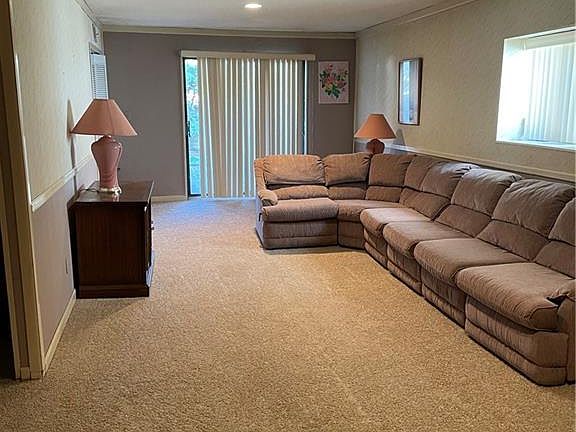 4th image of 35 Charleston Ave #1075