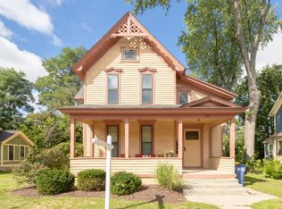 221 Hollister Ave SE, Grand Rapids, MI 49506
