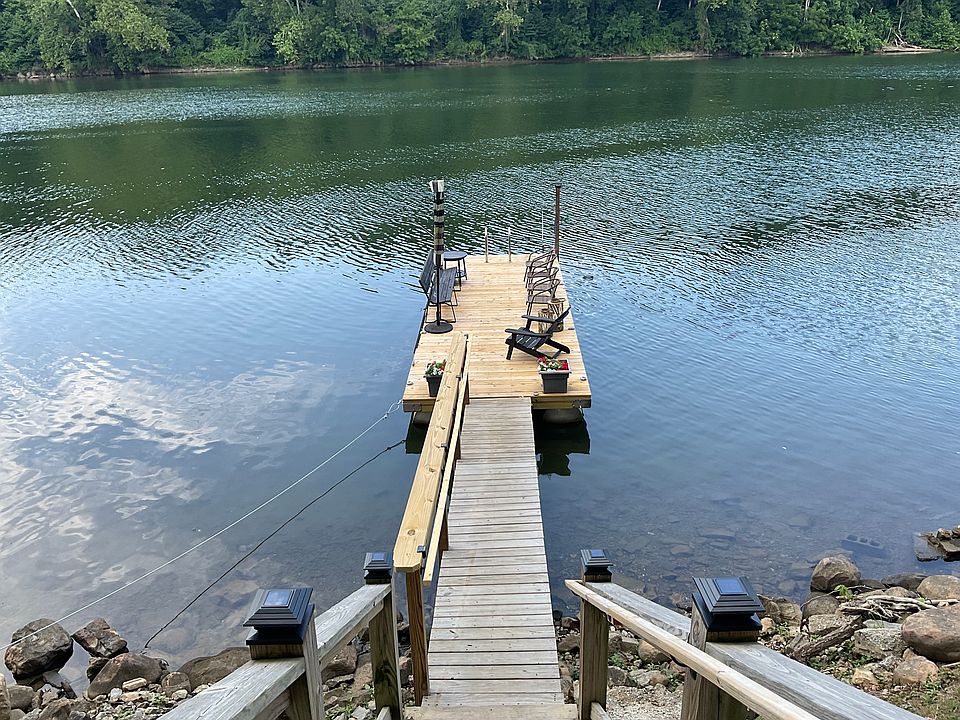 1st image of 217 Boat Dock Dr
