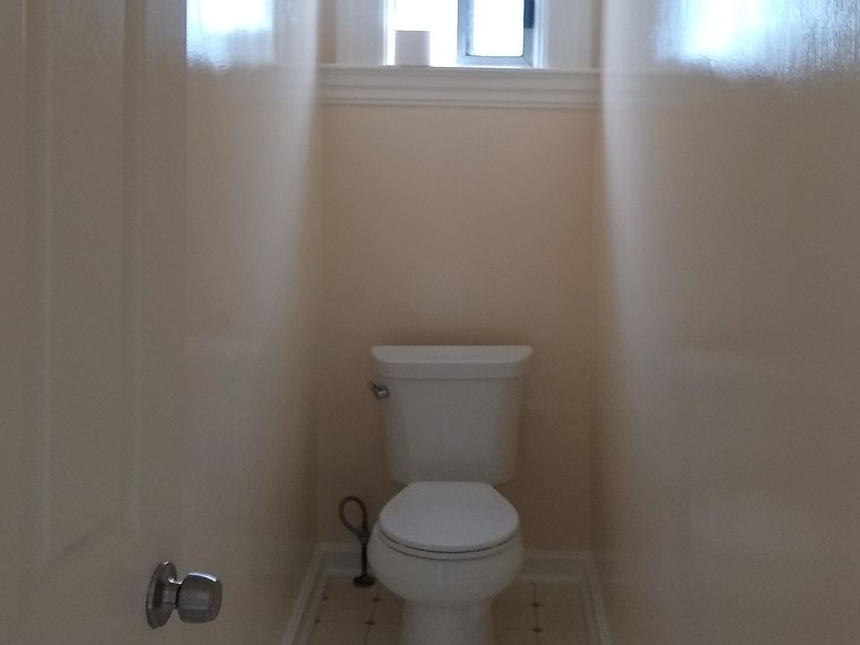 0.5 BATH - GUESTS