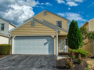 2212 Highland Cir, Harrisburg, PA 17110