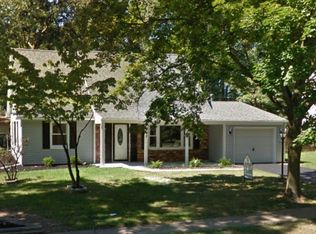 292 Evergreen Dr, Willingboro, NJ 08046