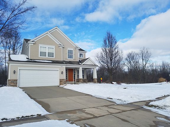 2nd image of 2291 Glenn Canyon Dr SE