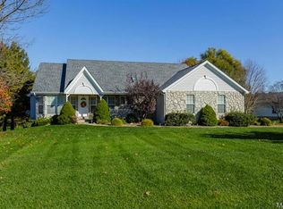 122 Townview Dr, Wentzville, MO 63385