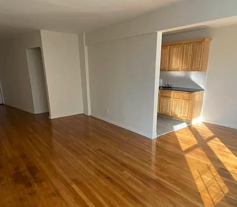 2nd image of 10923 Springfield Blvd #2