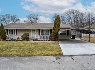 1015 Hollee Dr, New Albany, IN 47150