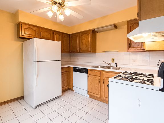 5th image of 4839 W Engle Rd APT 1B