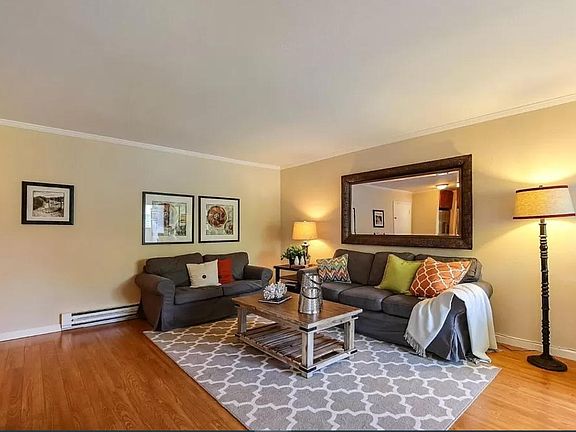 2nd image of 7100 Rainbow Dr APT 7