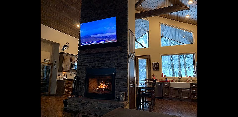 2nd image of 5189 N Naco Dr