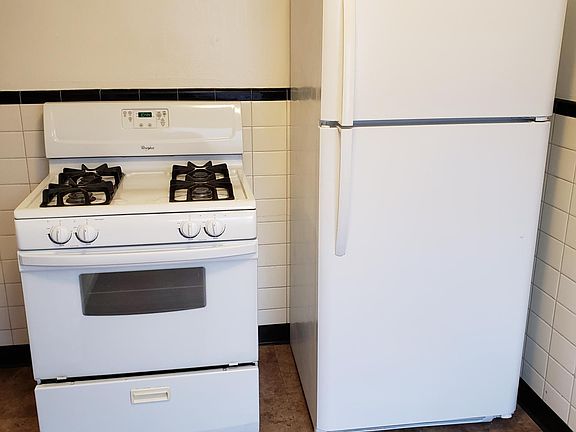 3rd image of 7332 Dartmouth Ave Floor 2