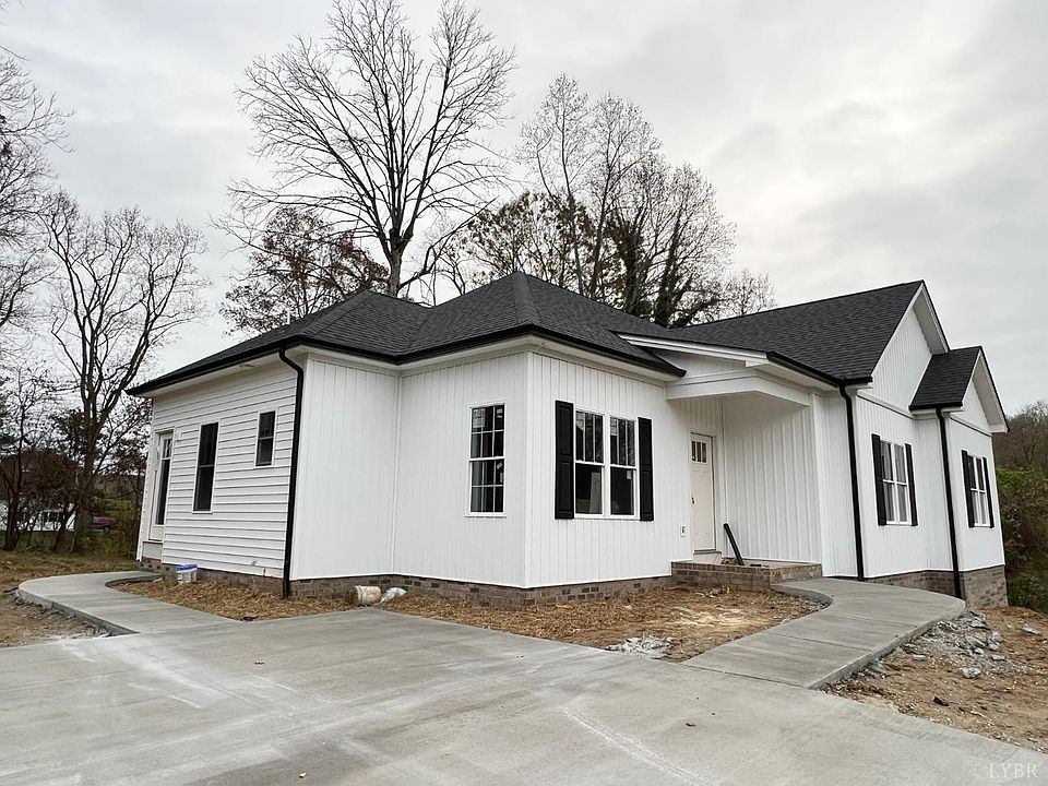 1st image of 158 Jefferson Dr