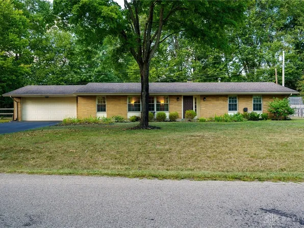 3846 Wead Pl, Bellbrook, OH 45305