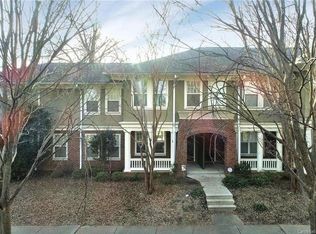 654 E 9th St, Charlotte, NC 28202