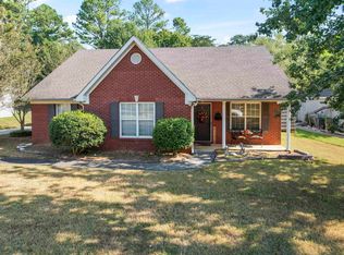 1342 Rowan Springs Dr, Leeds, AL 35094