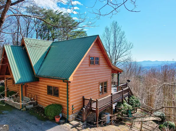 184 Green Mountain Ct, Blue Ridge, GA 30513