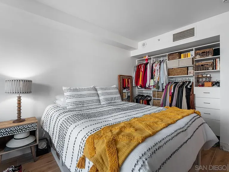 500 W Harbor Dr W #616 — Photo 18