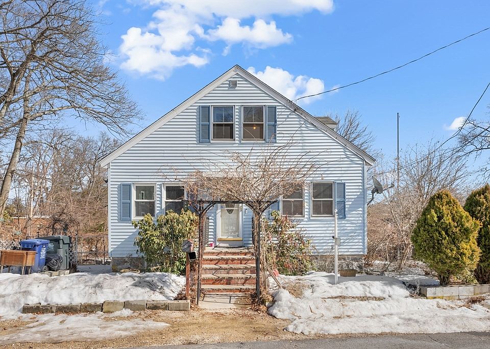 1st image of 67 Glennon Ave