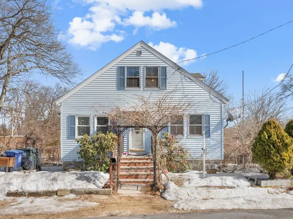 67 Glennon Ave, Dracut, MA 01826