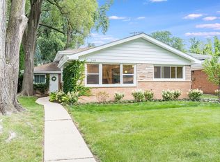 248 Glenview Rd, Glenview, IL 60025