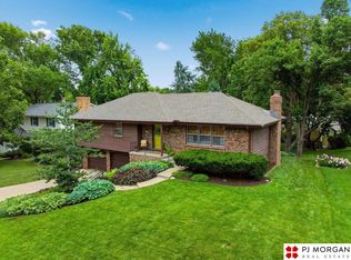 2423 N 100th St, Omaha, NE 68134