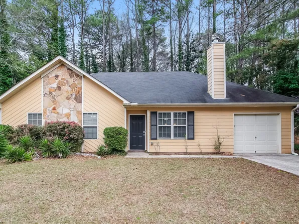 4999 Galbraith Cir, Stone Mountain, GA 30088