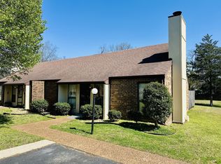 200 Castlewood Ln, Lebanon, TN 37087