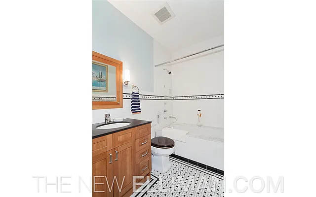 Sold by Douglas Elliman | media 19