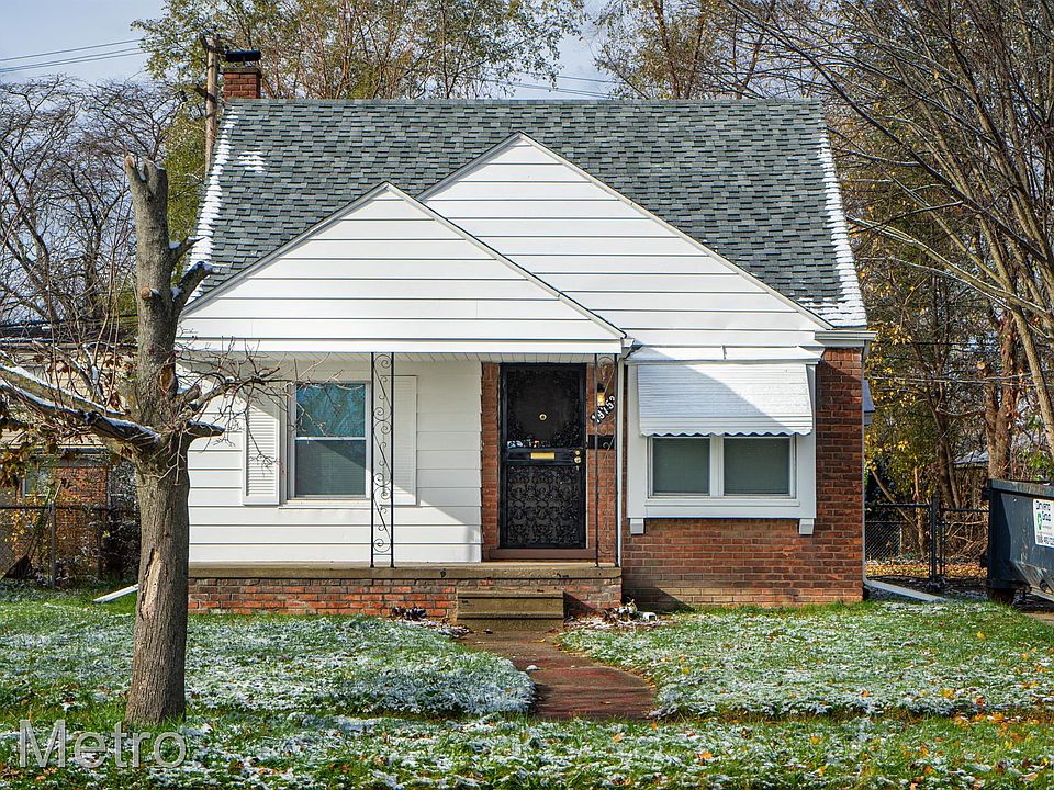 1st image of 19753 Shaftsbury Ave