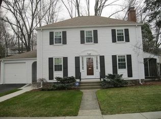 110 Newton Ave N, Worcester, MA 01609