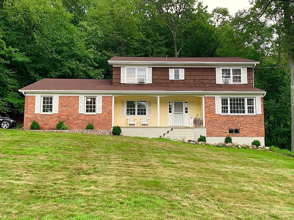 1st image of 17 Lake Dr