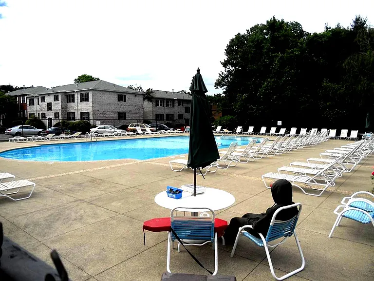 26 Lake Shore Ter — Photo 12