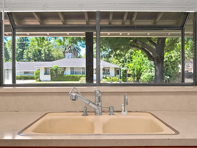 2832 Scandia Way — Photo 10