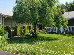 1315 Warwick St, Uniondale, NY 11553
