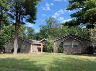 1330 Deer Creek Rd #8, Greenville, IL 62246