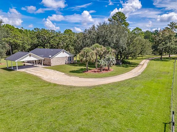 5th image of 82 Fox Hollow Ln