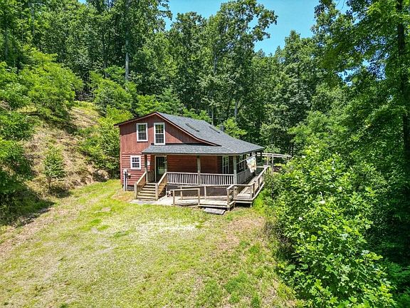 3rd image of 3047 Millstone Rd
