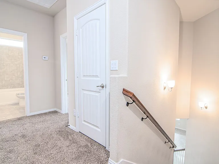 6715 Hall Of Fame Blvd — Photo 16