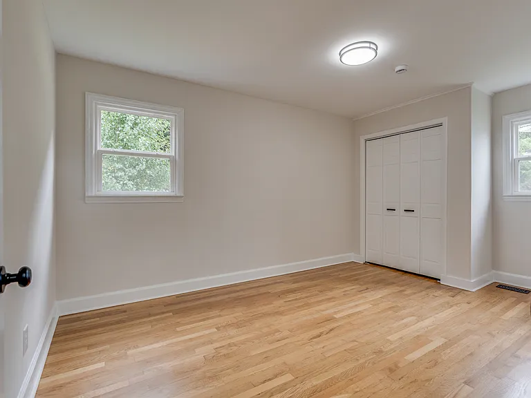 1210 Thomas Blvd — Photo 10
