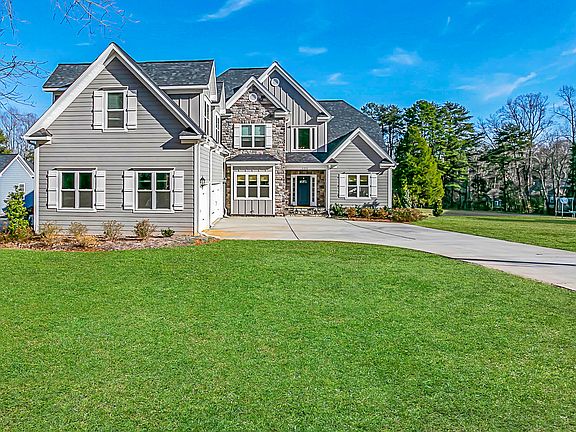 3rd image of 122 Millhouse Rd
