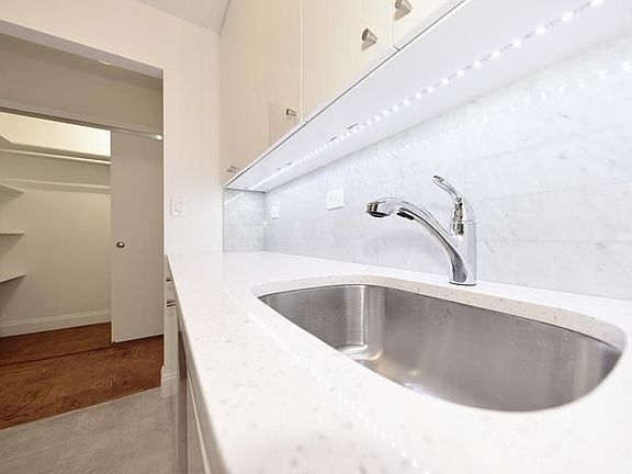 5th image of 1767 2nd Ave #8G