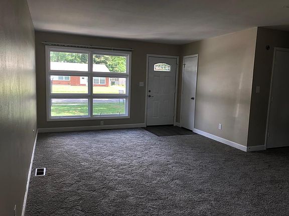 4th image of 1742 Navajo Dr