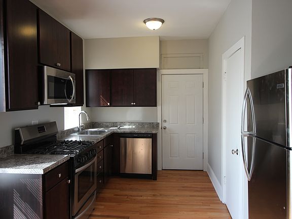5th image of 4324 N Bernard St APT 3C
