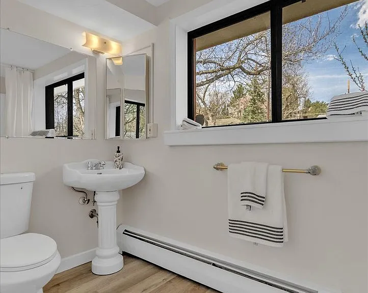 650 Hartford Dr — Photo 12