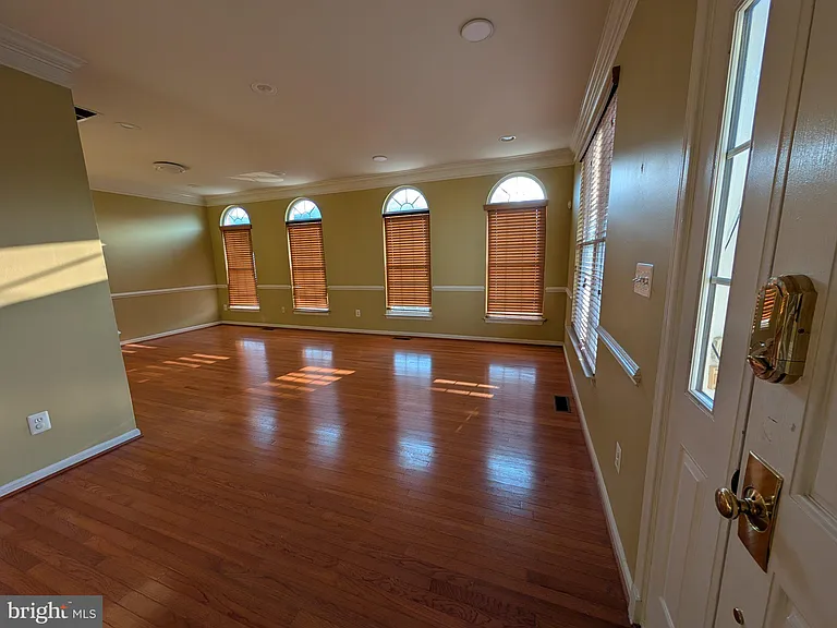 22611 Welborne Manor Sq — Photo 36